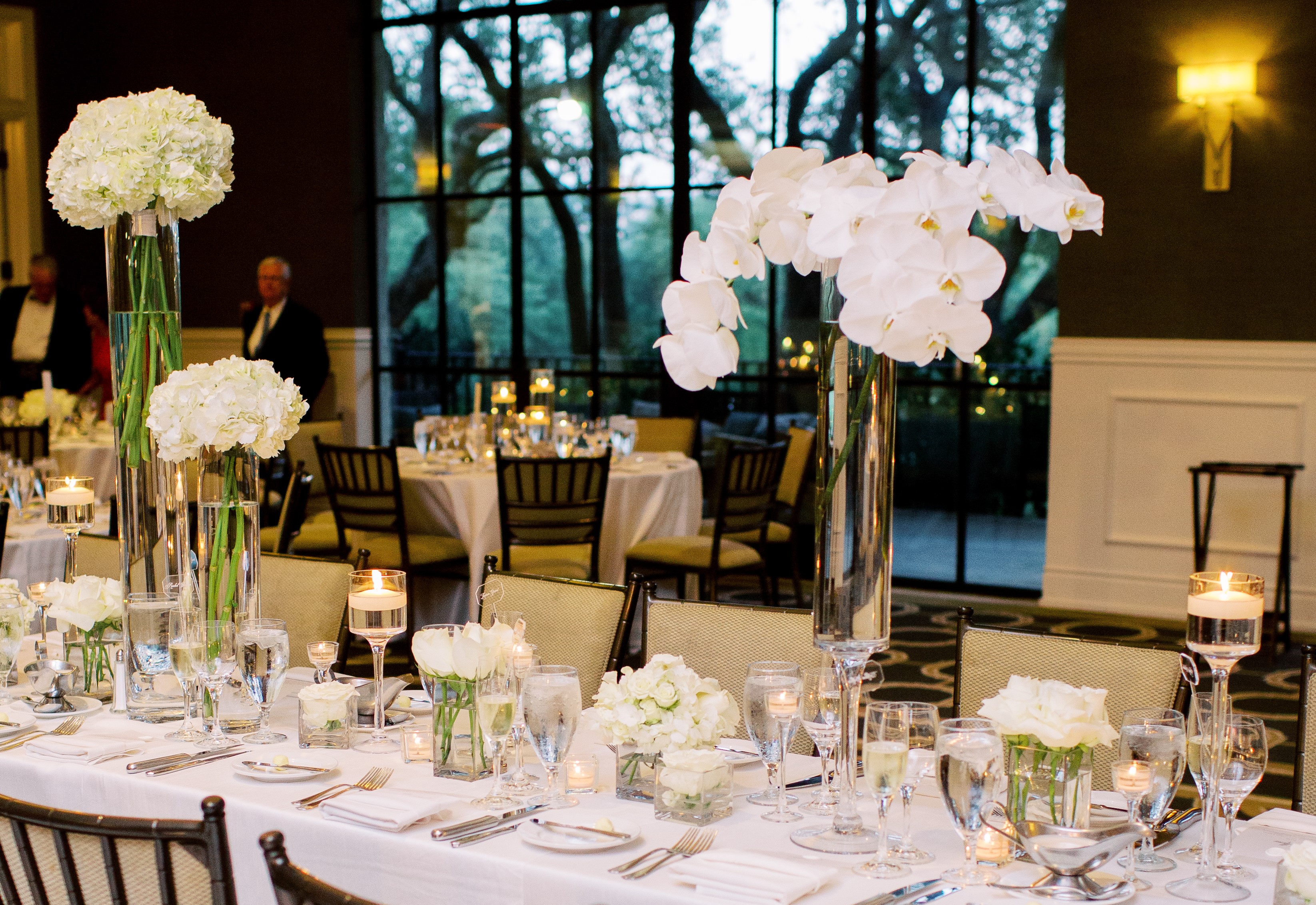 A Classy Wedding Filled With Luxurious Moments